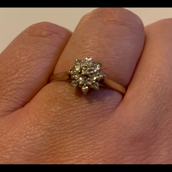 Vintage Dynasty Star Cluster 14K Diamond Ring - Picture 2 of 8